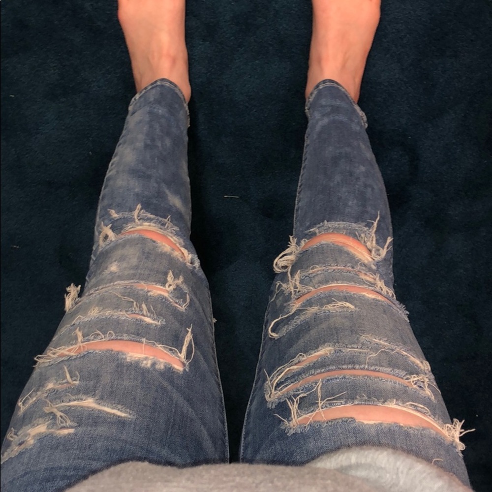 American Eagle Outfitters ripped jegging ankle